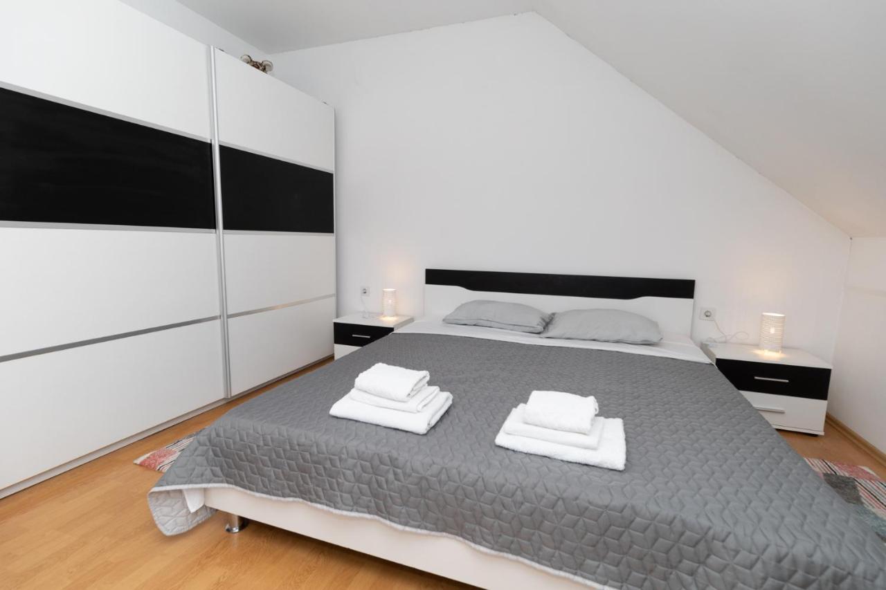 Apartman Skender 3* Ravna Gora公寓 外观 照片