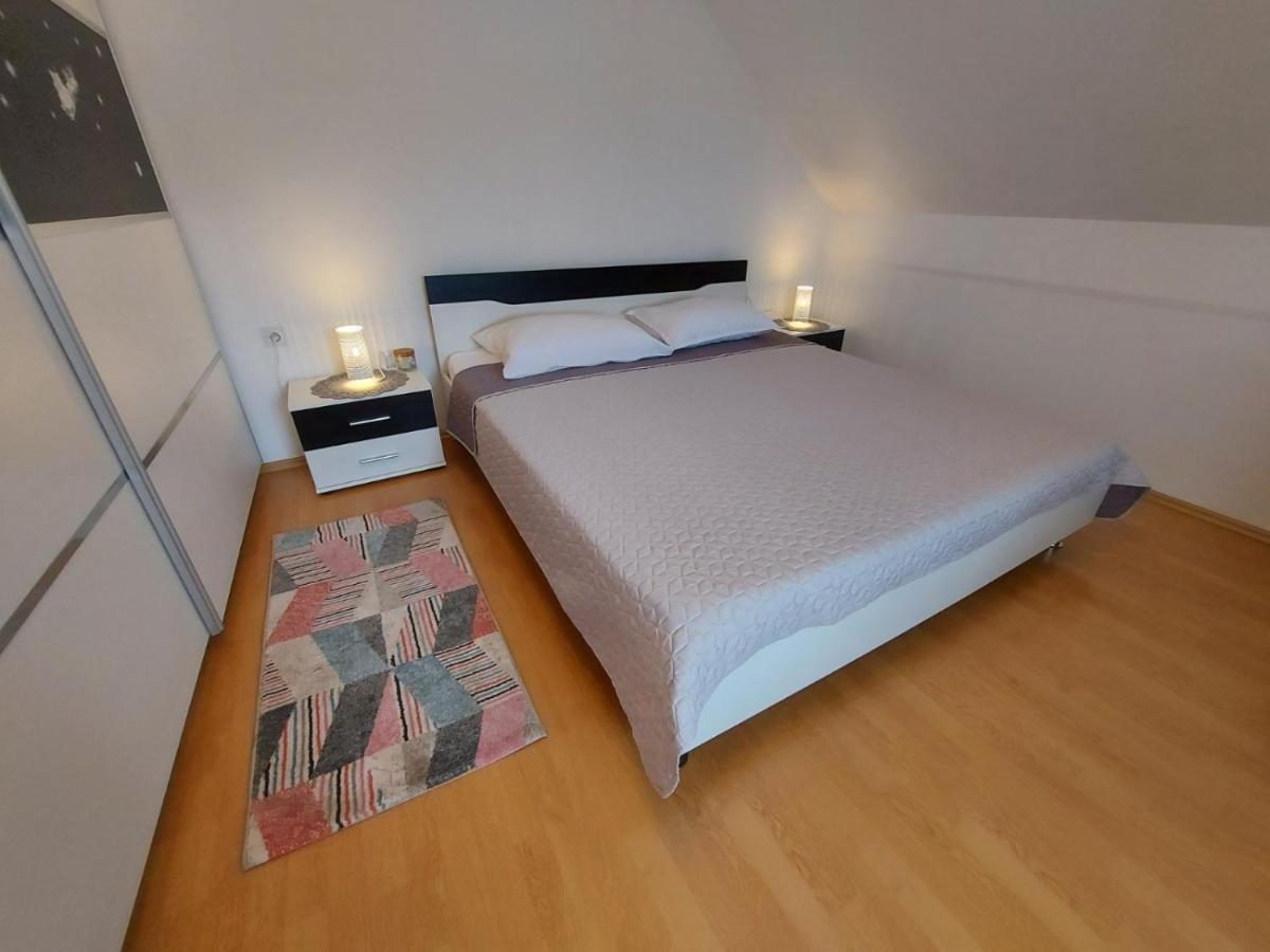 Apartman Skender 3* Ravna Gora公寓 外观 照片