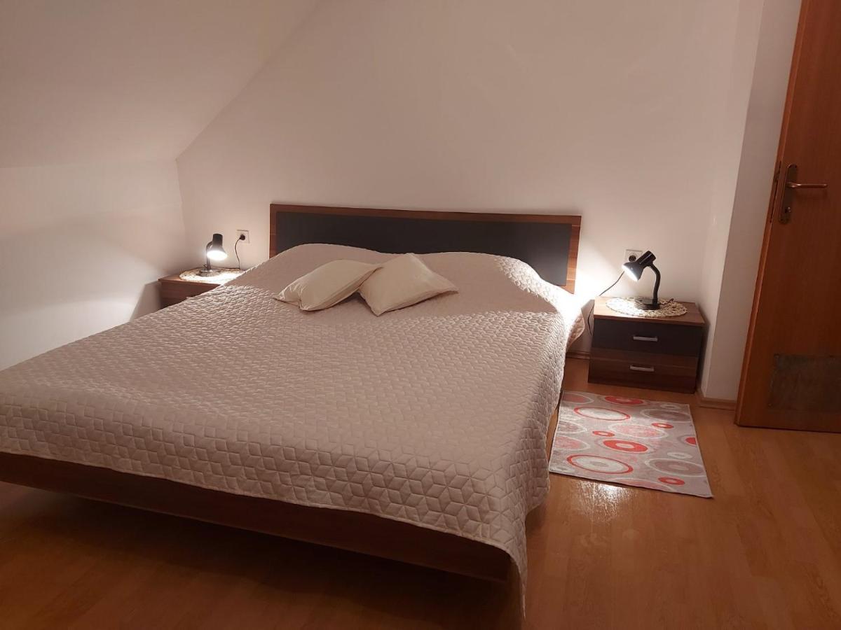 Apartman Skender 3* Ravna Gora公寓 外观 照片